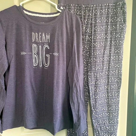 PJ set! - Picture 1 of 3